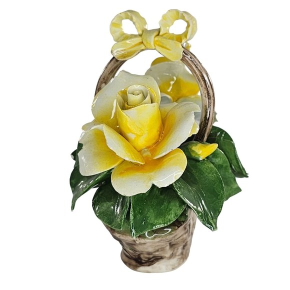 Vintage Nuova Capodimonte Yellow Porcelain Rose Flower Basket Italy *Chipped - Picture 4 of 12